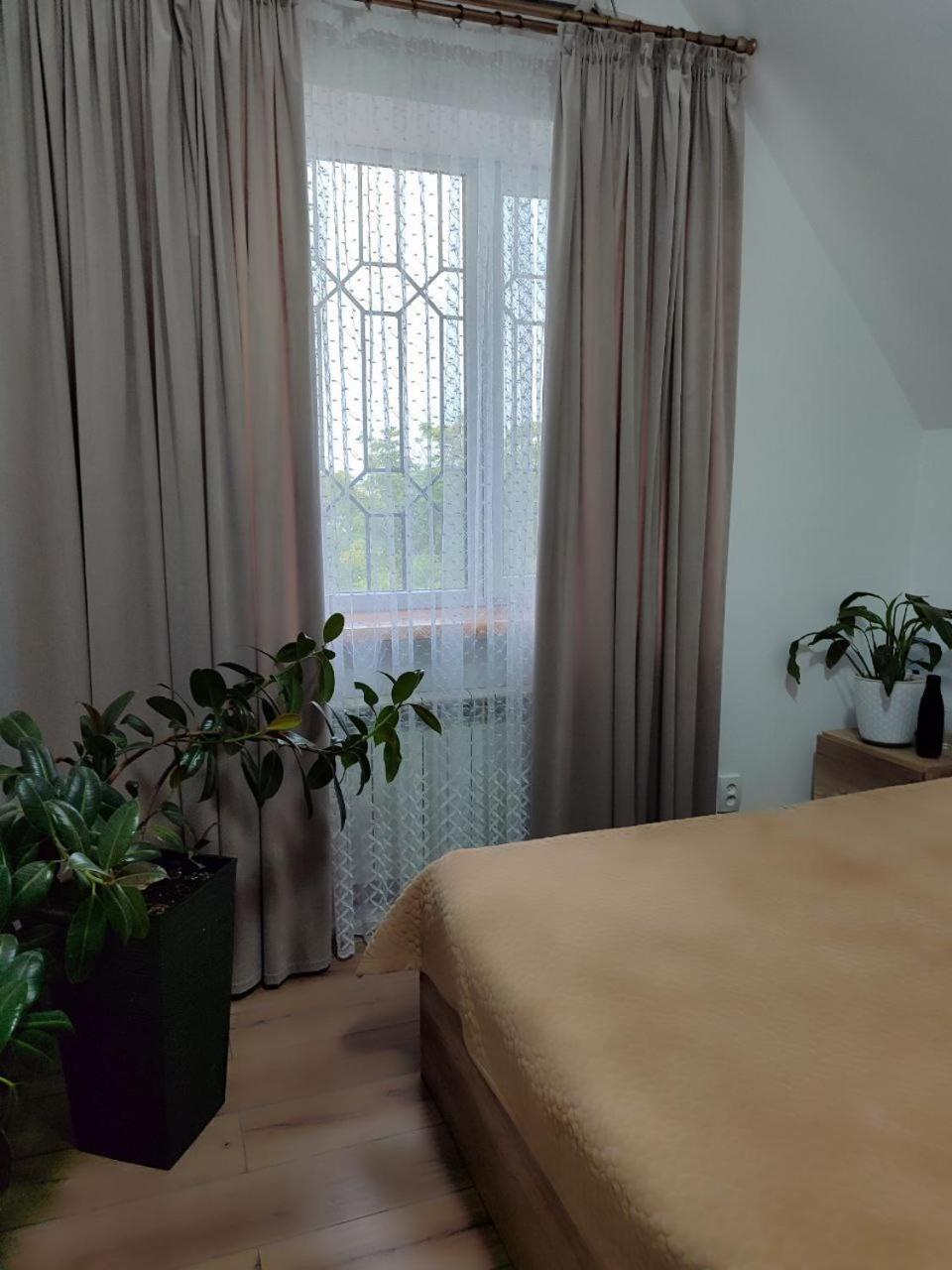 Amanat Guest House Bishkek Bagian luar foto