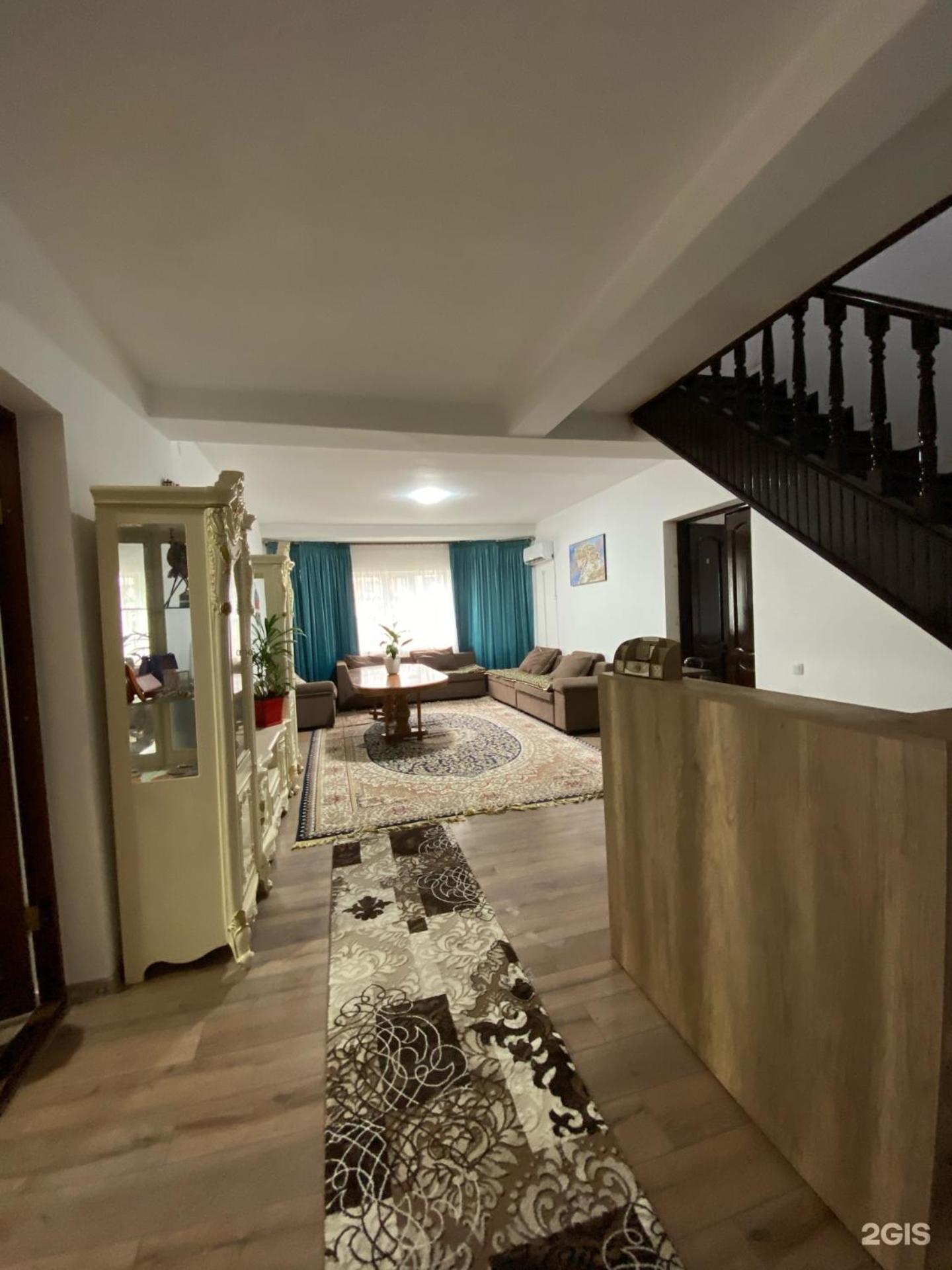 Amanat Guest House Bishkek Bagian luar foto