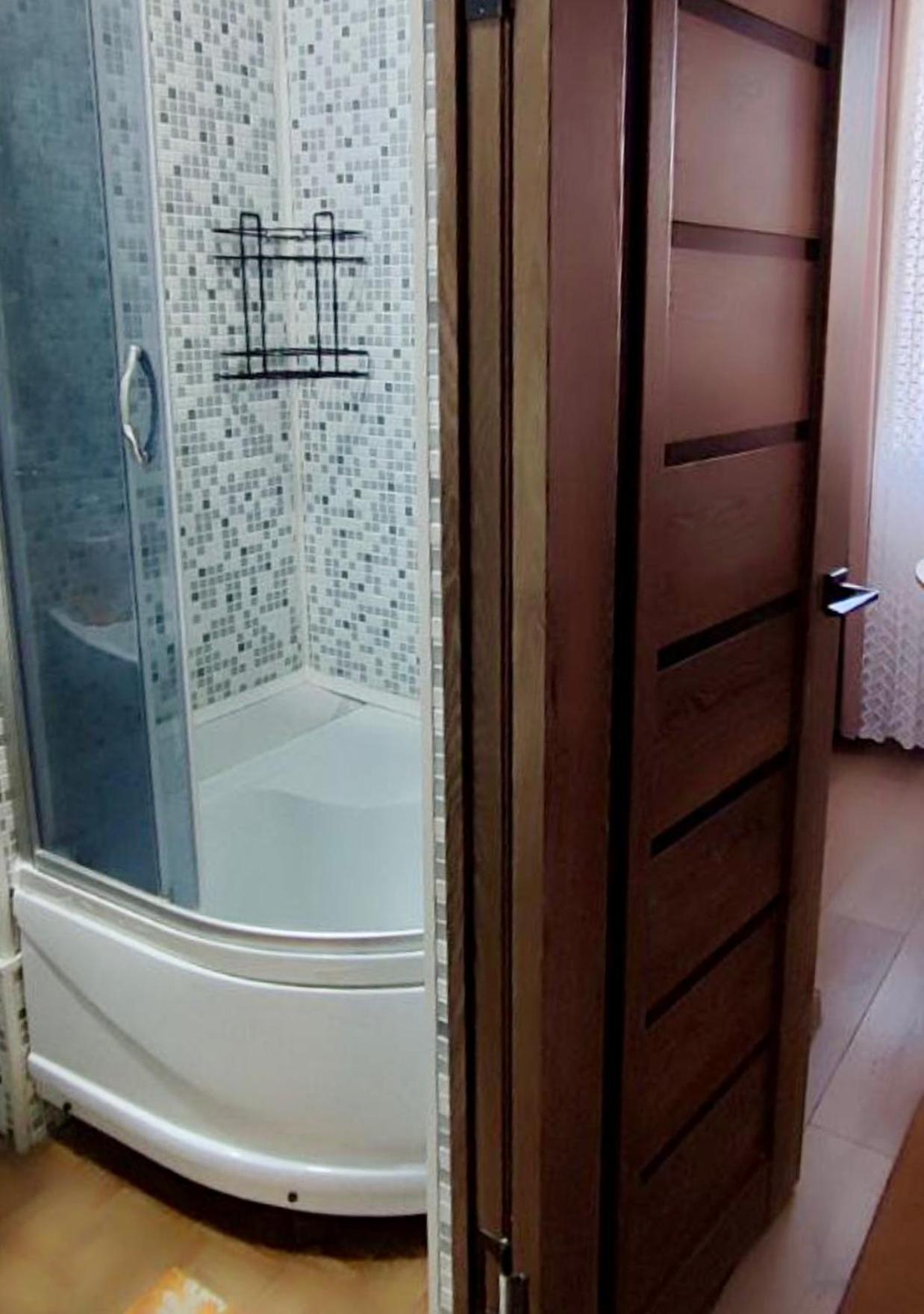 Amanat Guest House Bishkek Bagian luar foto